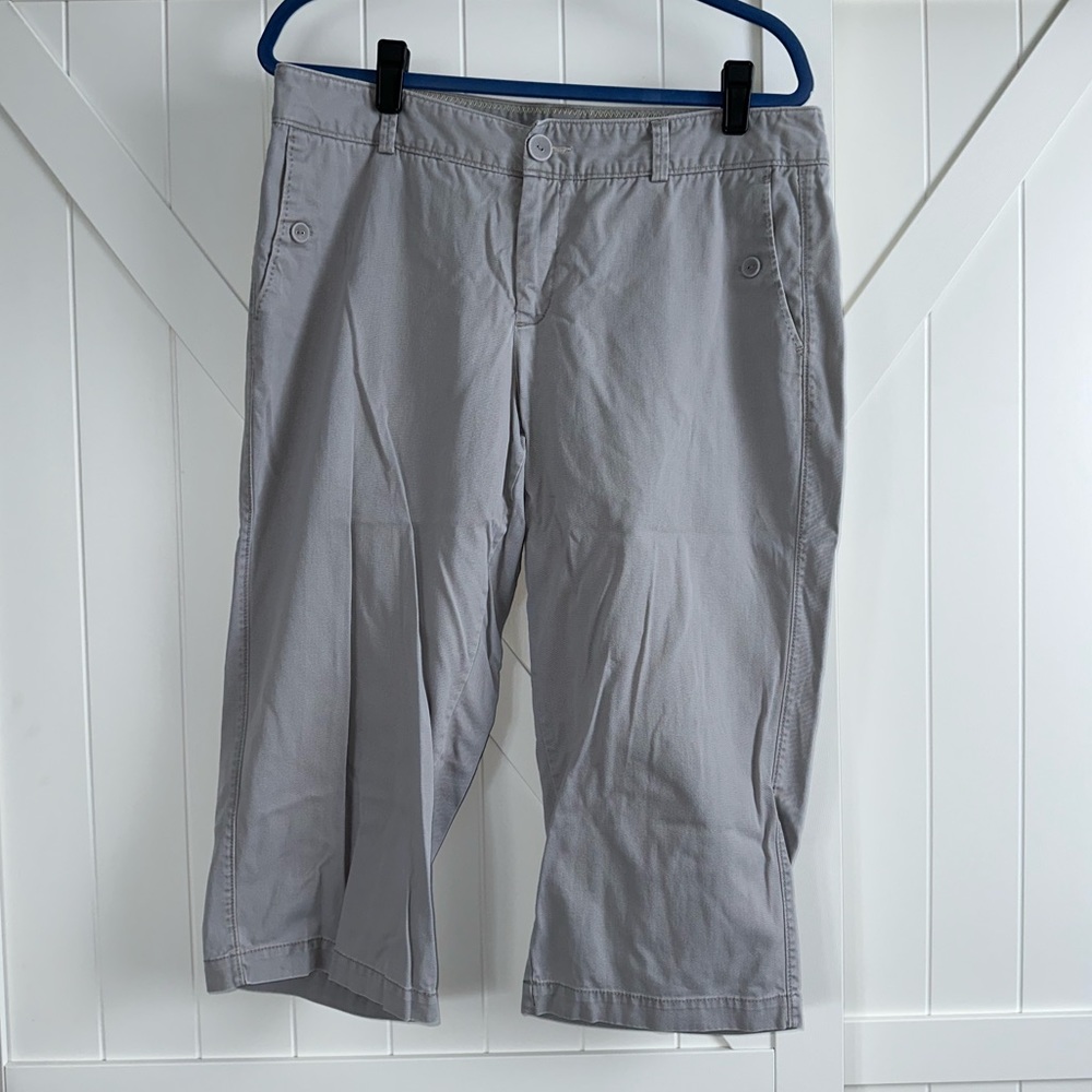 Dockers Gray Capri Pants Women’s Size 14 Stretch Cotton Cropped